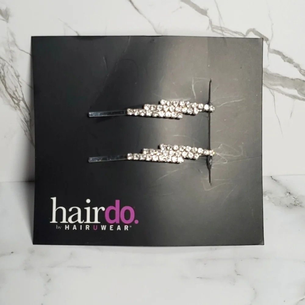 New HAIRUWEAR Stylish Hair Clips.